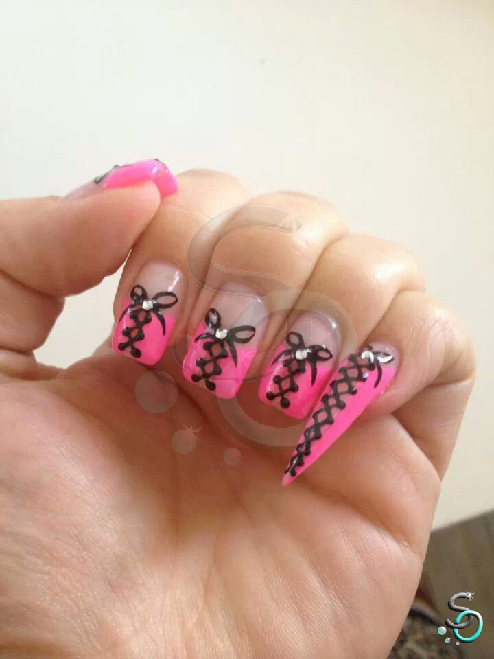 Corset chic, stiletto